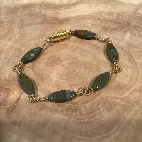 Labradorite Bracelet - Picture 5 of 5